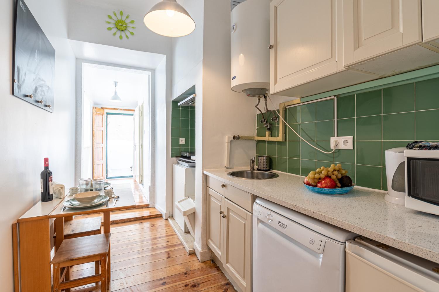 Spacious Apartment With Terrace At Graca Lisboa Eksteriør bilde
